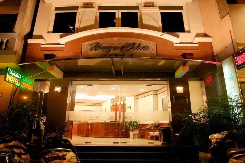 Huyen Chau Hotel 河内 外观 照片