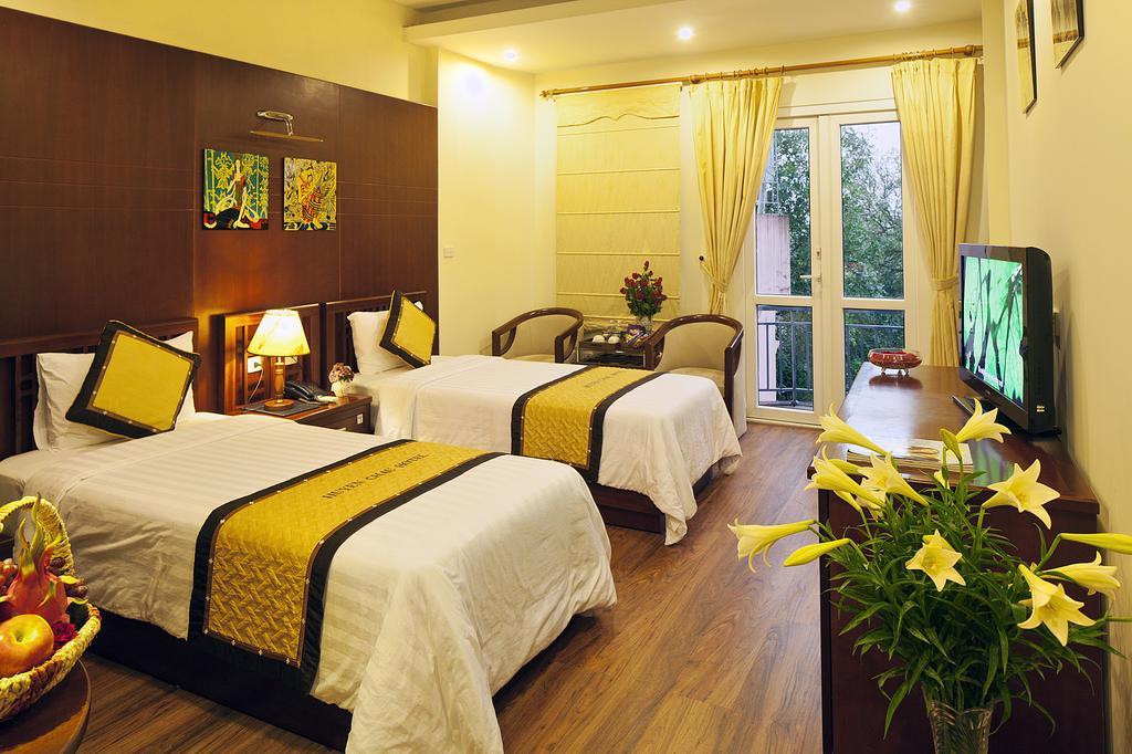 Huyen Chau Hotel 河内 外观 照片