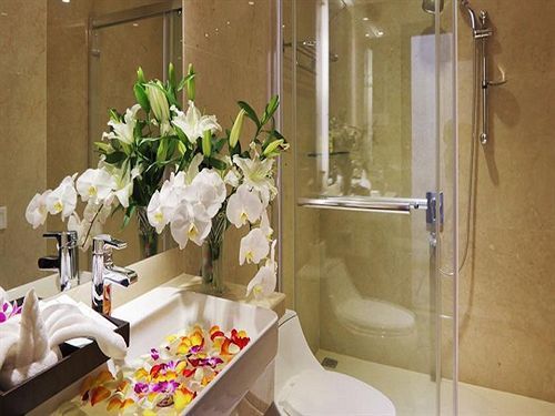 Huyen Chau Hotel 河内 外观 照片