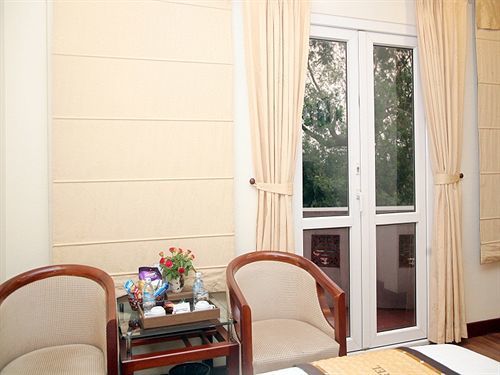 Huyen Chau Hotel 河内 外观 照片