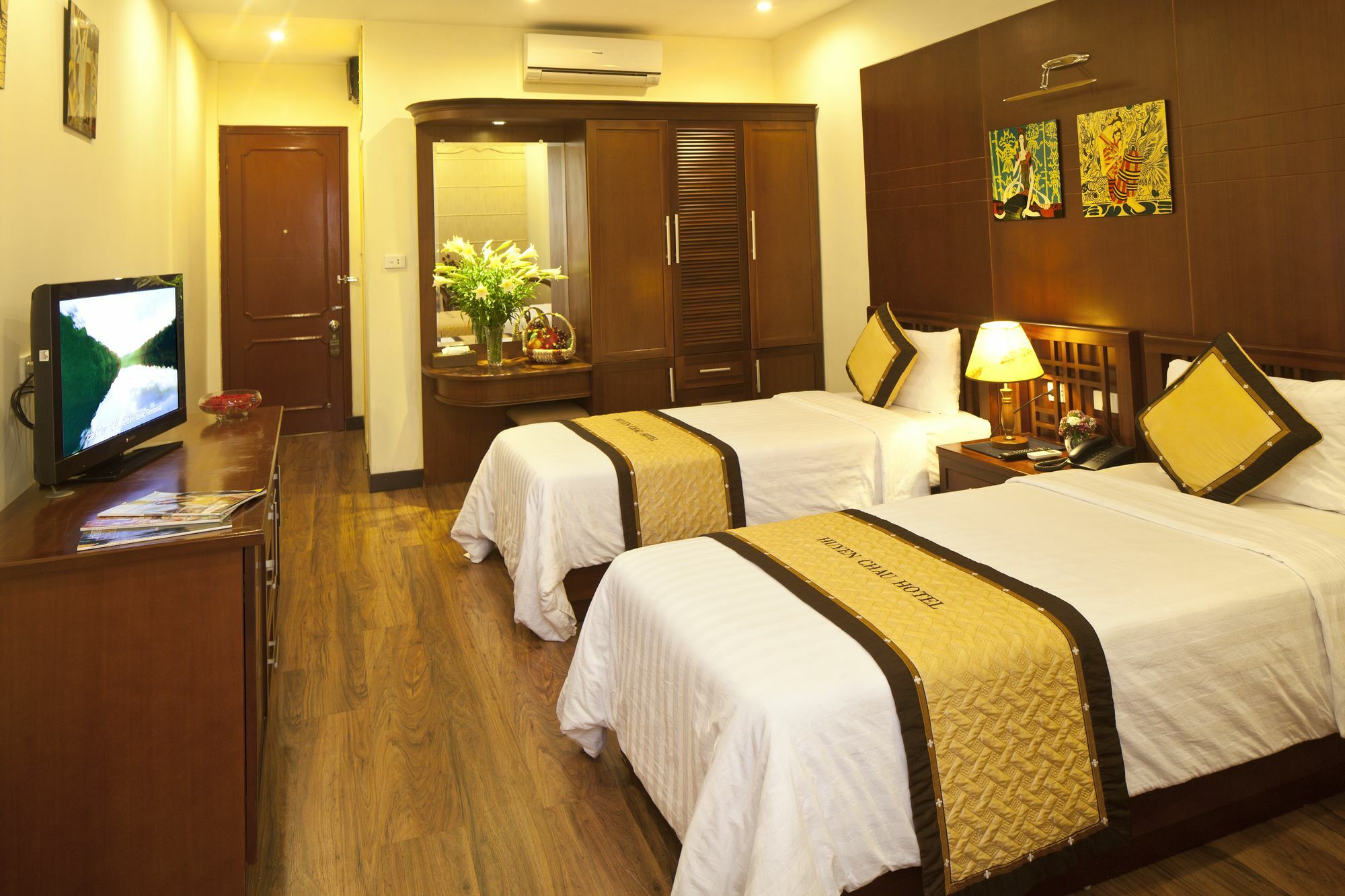 Huyen Chau Hotel 河内 外观 照片